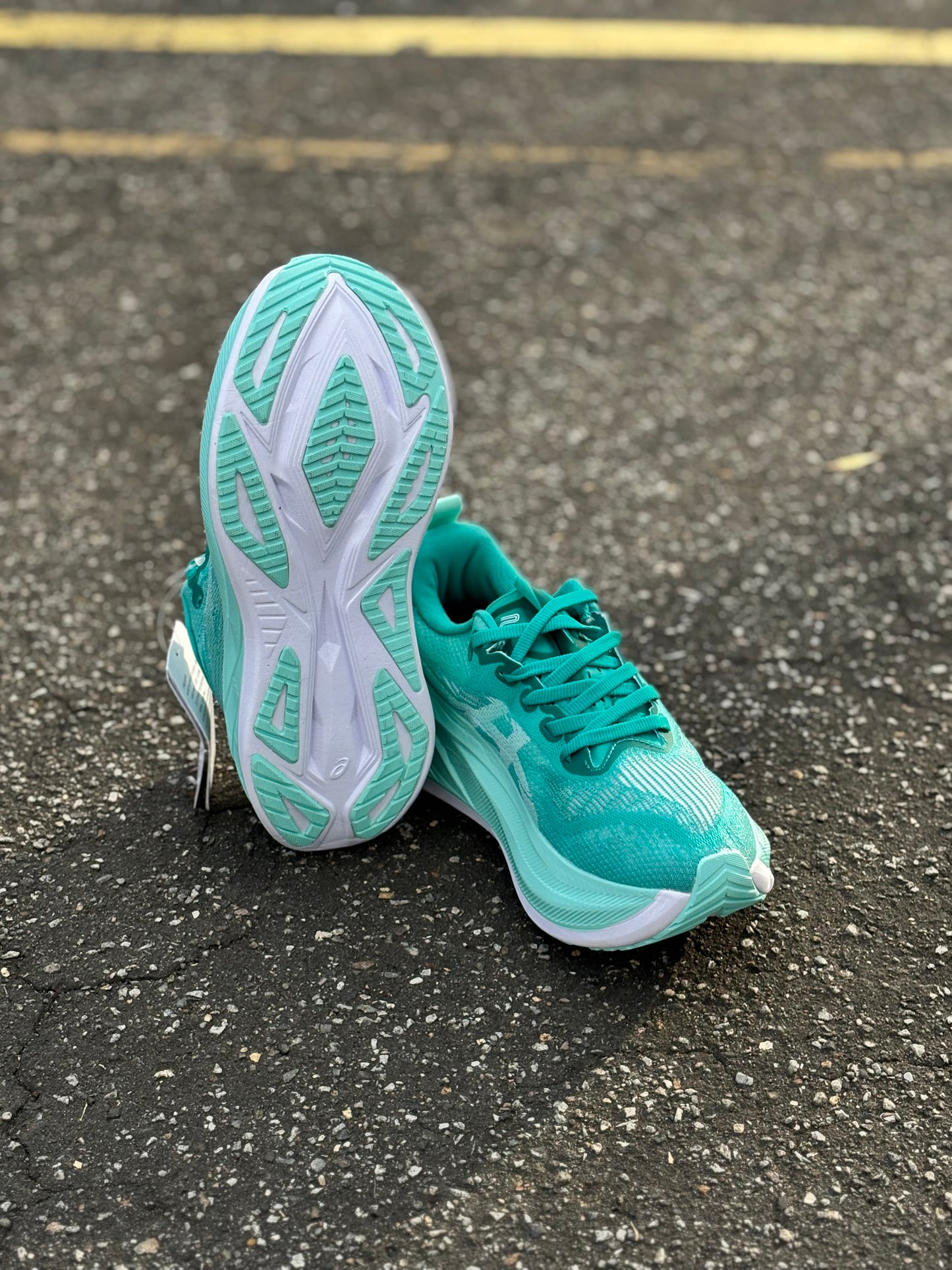 ASICS SUPERBLAST 2